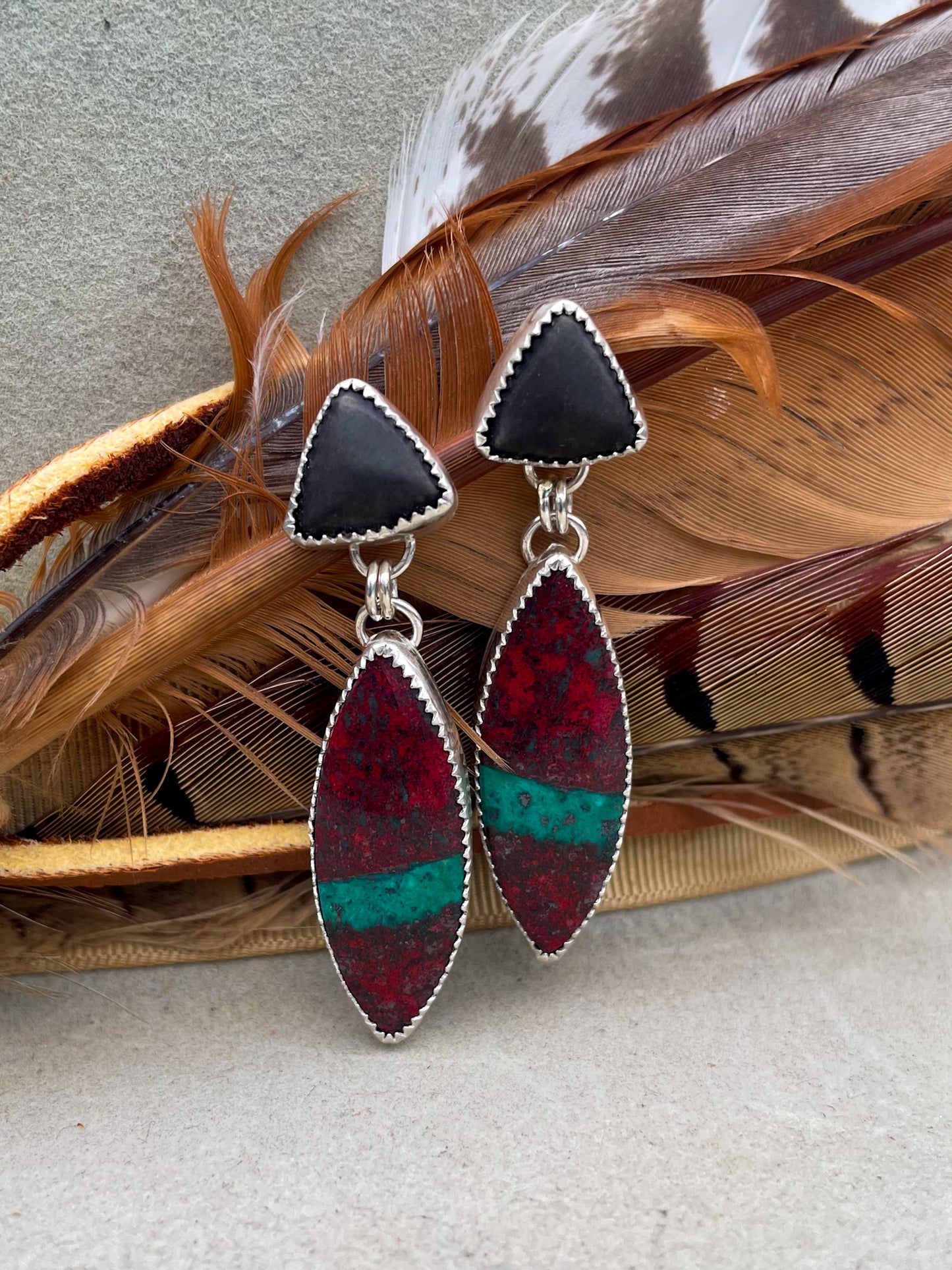 Matte Onxy & Sonora Sunset Drop Earrings