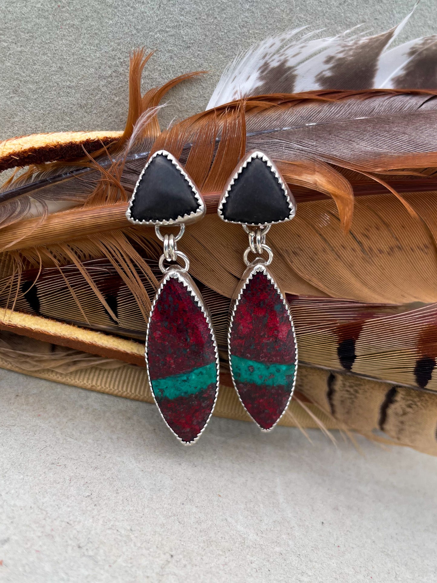 Matte Onxy & Sonora Sunset Drop Earrings